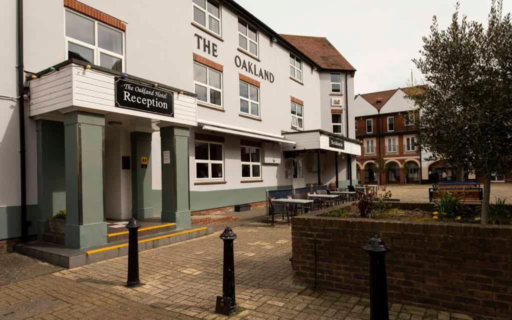 The Oakland Hotel Woodham Ferrers Exterior foto